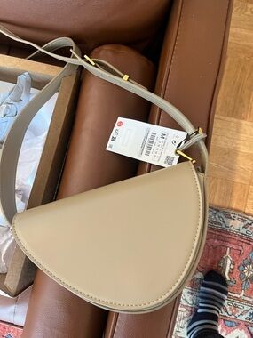 Versatile Beige Half-Moon Shoulder Bag Zara